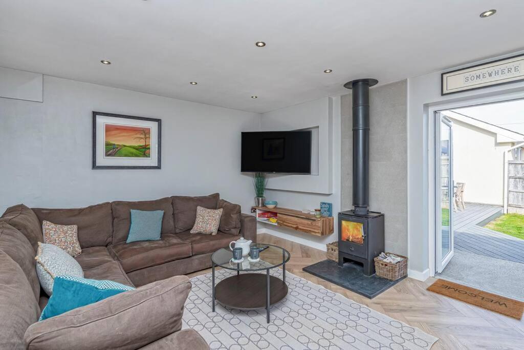 Family-Friendly Retreat Between Beach & Mountains Tremadog Exterior photo